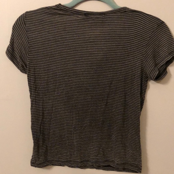 brandy Melville crop top - Picture 3 of 4